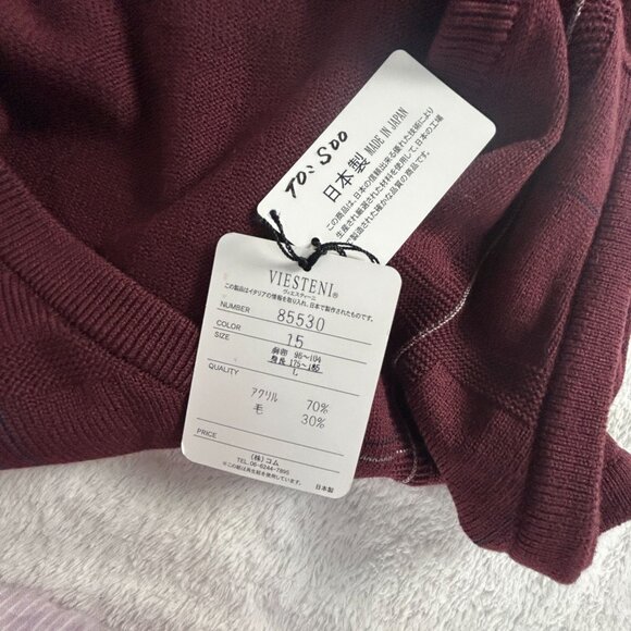 Viesteni Mens Burgundy Knit V-Neck Sweater Vest Large Pullover Japan Made New - Picture 4 of 9